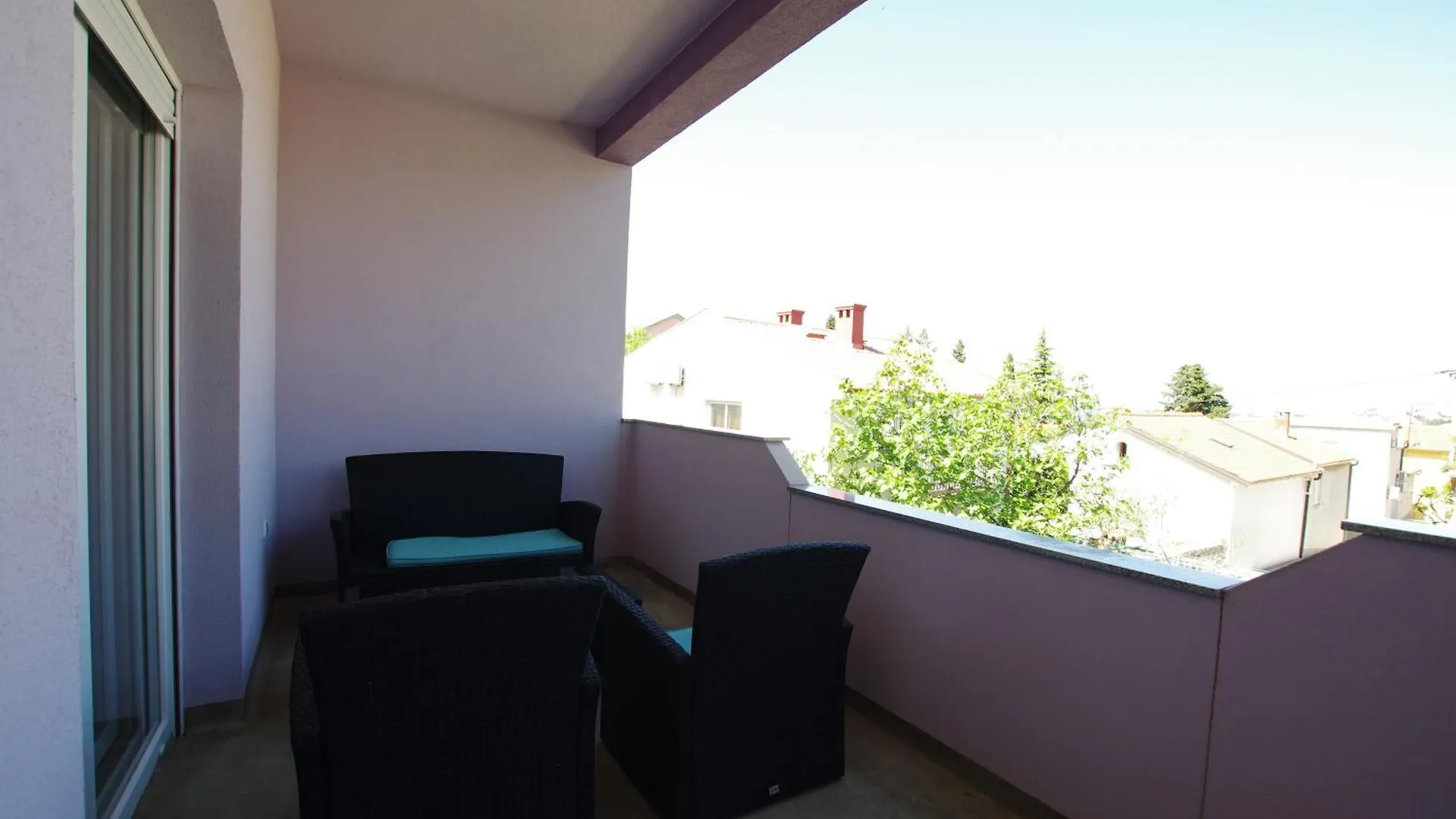 Apartmani Andre Selce 0*,